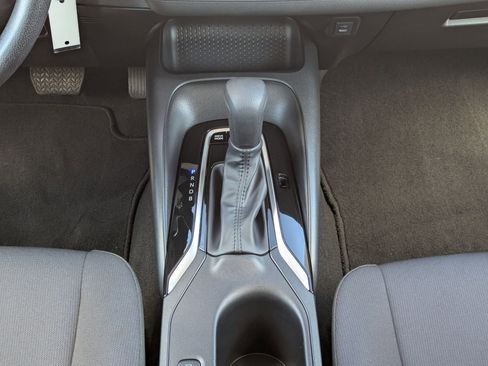 Used 2024 Toyota Corolla LE image 19