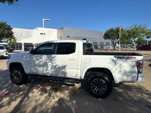 Used 2023 Toyota Tacoma TRD Sport AWD/4WD image 8