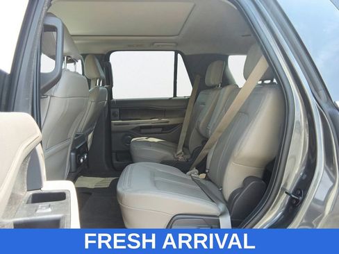 Used 2021 Ford Expedition Limited AWD/4WD image 32
