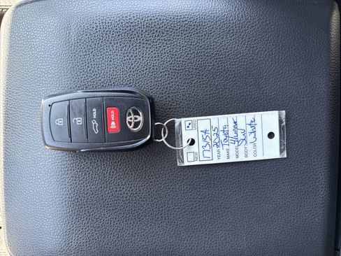 Used 2025 Toyota 4Runner TRD Off-Road Premium w/ Tow Technology Package AWD/4WD image 23