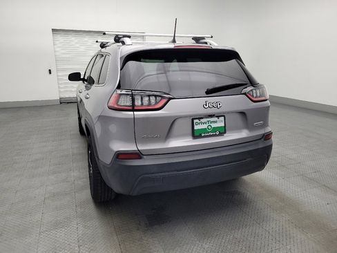 Used 2019 Jeep Cherokee Latitude w/ Popular Appearance Group image 6