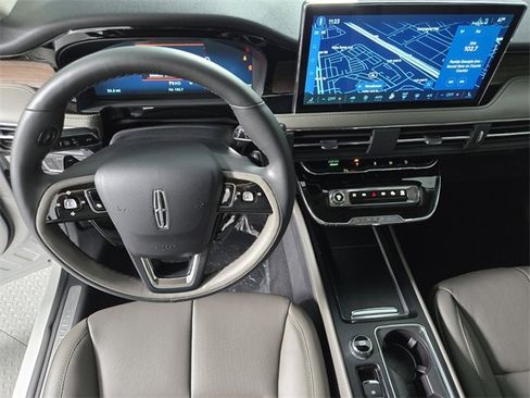 New 2026 Lincoln Corsair Grand Touring image 16