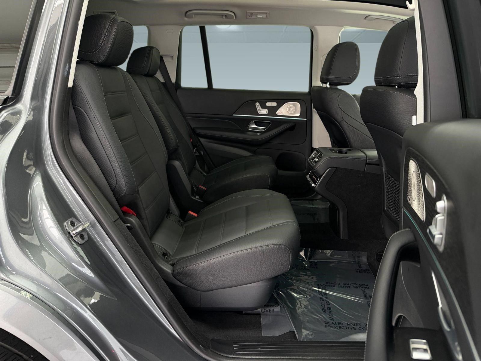 Certified 2023 Mercedes-Benz GLS 450 4MATIC image 31