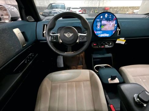 Used 2025 MINI Cooper Countryman S image 8