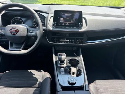 New 2026 Nissan Rogue SV w/ Rock Creek Premium Package AWD/4WD image 20