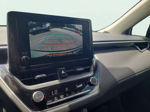 Used 2024 Toyota Corolla Cross LE FWD image 33