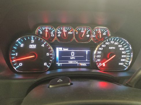 Used 2018 Chevrolet Silverado 1500 LT w/ All Star Edition AWD/4WD image 23