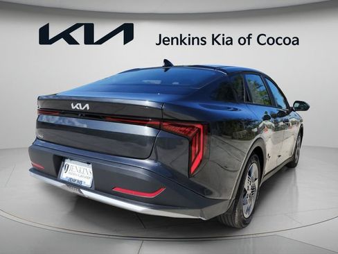 New 2026 Kia K4 FWD image 4