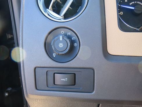 Used 2012 Ford F150 XLT w/ XLT Convenience Pkg image 26