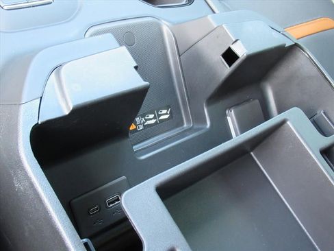 Used 2024 GMC Sierra 1500 AT4 w/ AT4 Premium Package image 25