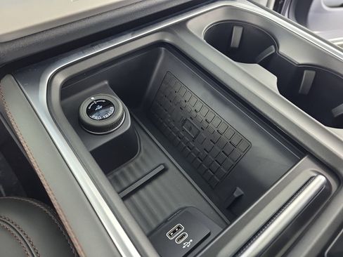 New 2025 Ford Expedition Max Active image 21