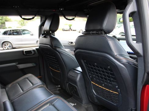 Used 2021 Ford Bronco Badlands image 29