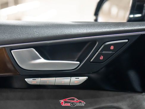 Used 2015 Audi A8 L 4.0T image 42