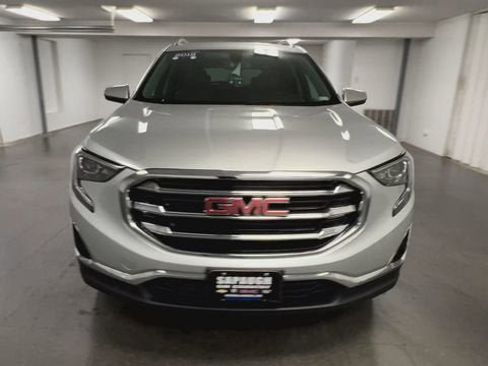 Certified 2019 GMC Terrain SLT w/ Preferred Package AWD/4WD image 3
