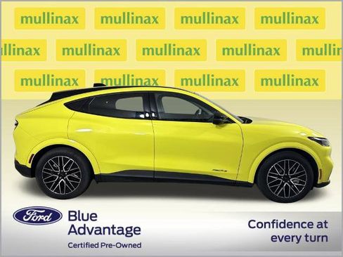 Certified 2025 Ford Mustang Mach-E Premium image 2