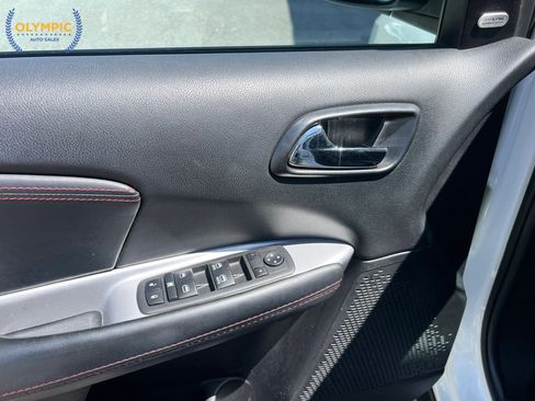 Used 2019 Dodge Journey GT AWD/4WD image 34