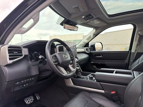 Used 2024 Toyota Tundra Limited w/ TRD Off-Road Package image 17