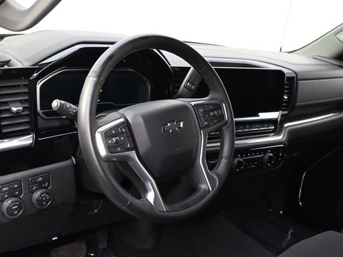 Used 2023 Chevrolet Silverado 1500 RST AWD/4WD image 11