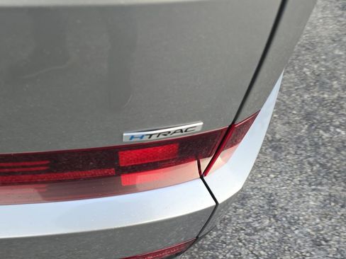 Used 2024 Hyundai Santa Fe SEL image 6