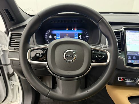 Certified 2024 Volvo XC90 T8 Ultimate w/ Protection Package Premier AWD/4WD image 16