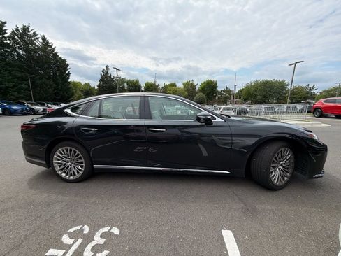 Used 2024 Lexus LS 500 AWD w/ Interior Upgrade Package image 4