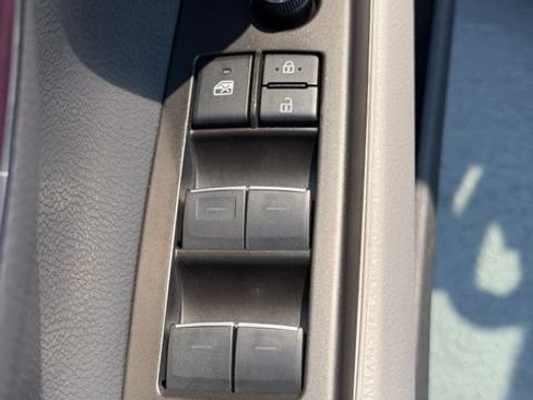 Used 2022 Toyota Camry XSE w/ Navigation Upgrade Package FWD image 19
