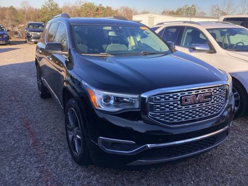 Used 2019 GMC Acadia Denali w/ Technology Package image 2