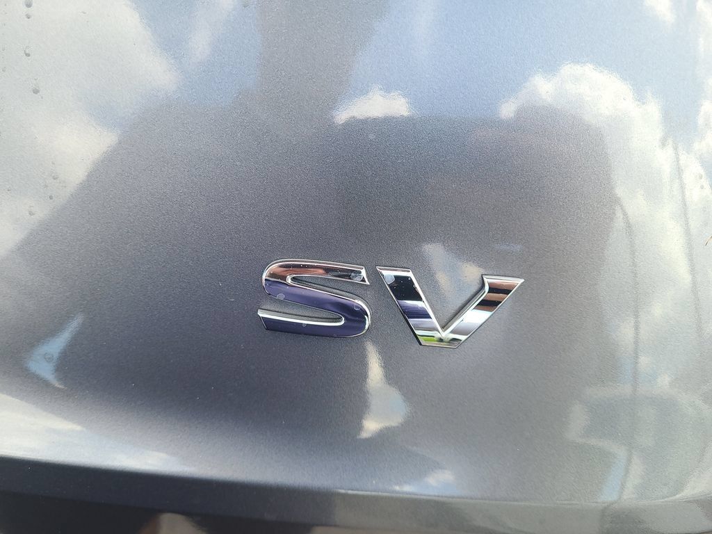 Certified 2021 Nissan Rogue SV FWD image 11