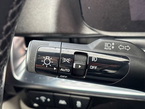 Used 2023 Kia Carnival SX Prestige image 26