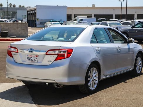 Used 2014 Toyota Camry XLE w/ Fleet Convenience Package FWD image 4
