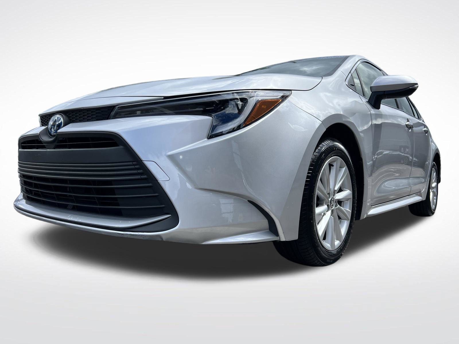 Used 2024 Toyota Corolla XLE FWD image 68