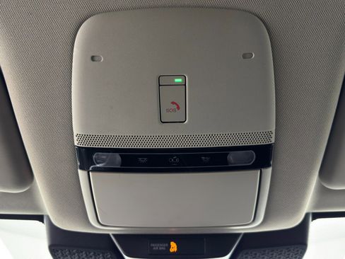 Used 2023 Nissan Ariya FWD image 28