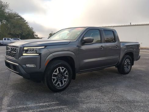 Certified 2024 Nissan Frontier SL RWD image 8