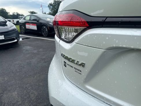 Used 2025 Toyota Corolla LE FWD image 25