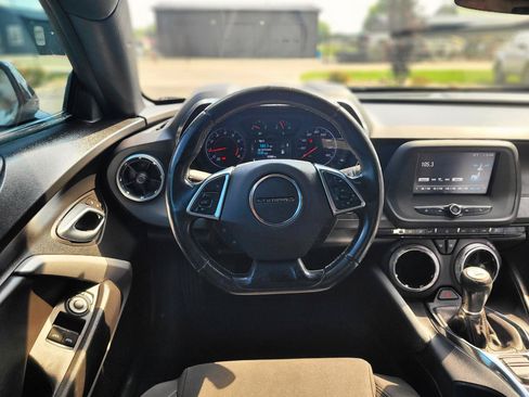 Used 2018 Chevrolet Camaro LS RWD image 9