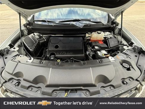 Certified 2022 Chevrolet Traverse Premier w/ Redline Edition image 42