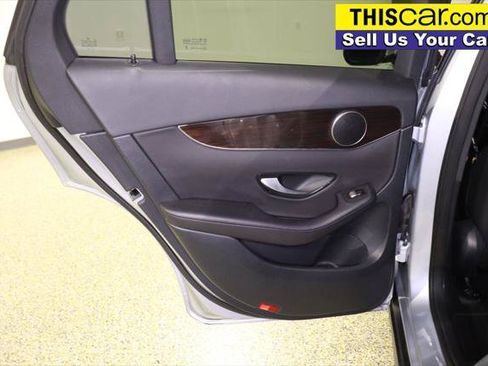Used 2022 Mercedes-Benz GLC 300 4MATIC image 37