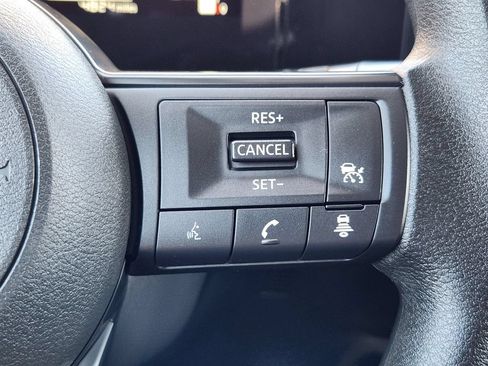 Certified 2025 Nissan Kicks SV AWD/4WD image 22