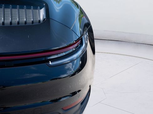 Used 2021 Porsche 911 Carrera S w/ Sport Package RWD image 25