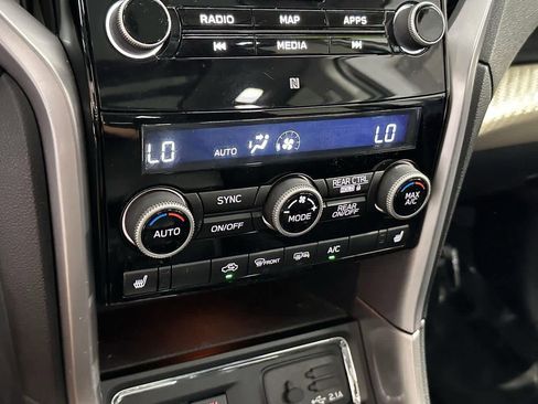Used 2019 Subaru Ascent Premium w/ Popular Package #2A image 23