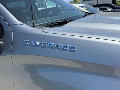 Used 2025 Chevrolet Silverado 1500 LT AWD/4WD image 5
