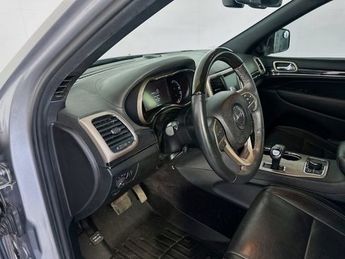 Used 2015 Jeep Grand Cherokee Overland AWD/4WD image 9