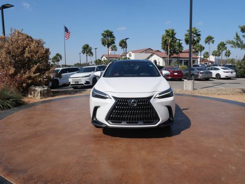 Used 2024 Lexus NX 350 AWD w/ Luxury Package image 6