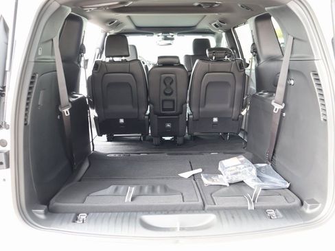 New 2026 Chrysler Pacifica Select image 14