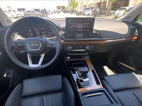 Used 2021 Audi Q5 2.0T Premium Plus w/ Premium Plus Package AWD/4WD image 16