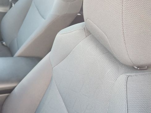 Used 2025 Toyota RAV4 XLE FWD image 9