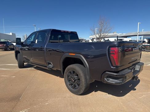 Used 2024 GMC Sierra 3500 AT4 w/ Technology Package image 4