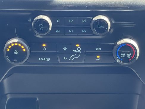 Used 2024 Ford F150 STX AWD/4WD image 30