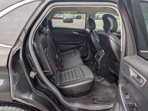 Used 2015 Ford Edge SEL w/ Equipment Group 201A AWD/4WD image 12