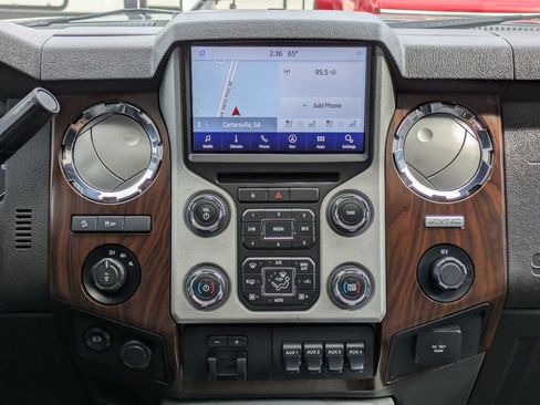 Used 2015 Ford F250 Lariat w/ Lariat Ultimate Package AWD/4WD image 17